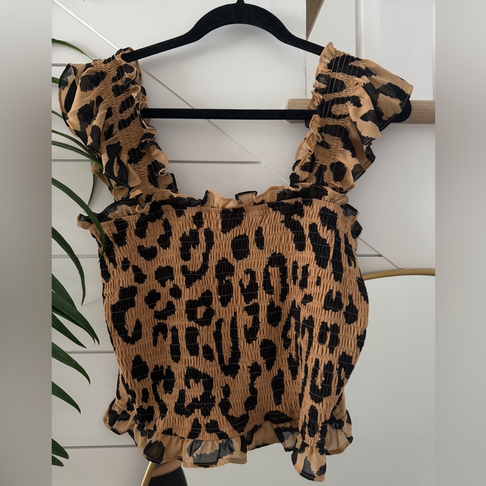 New, Sugarlips Leopard Print Ruffled Sleeveless Top, size m